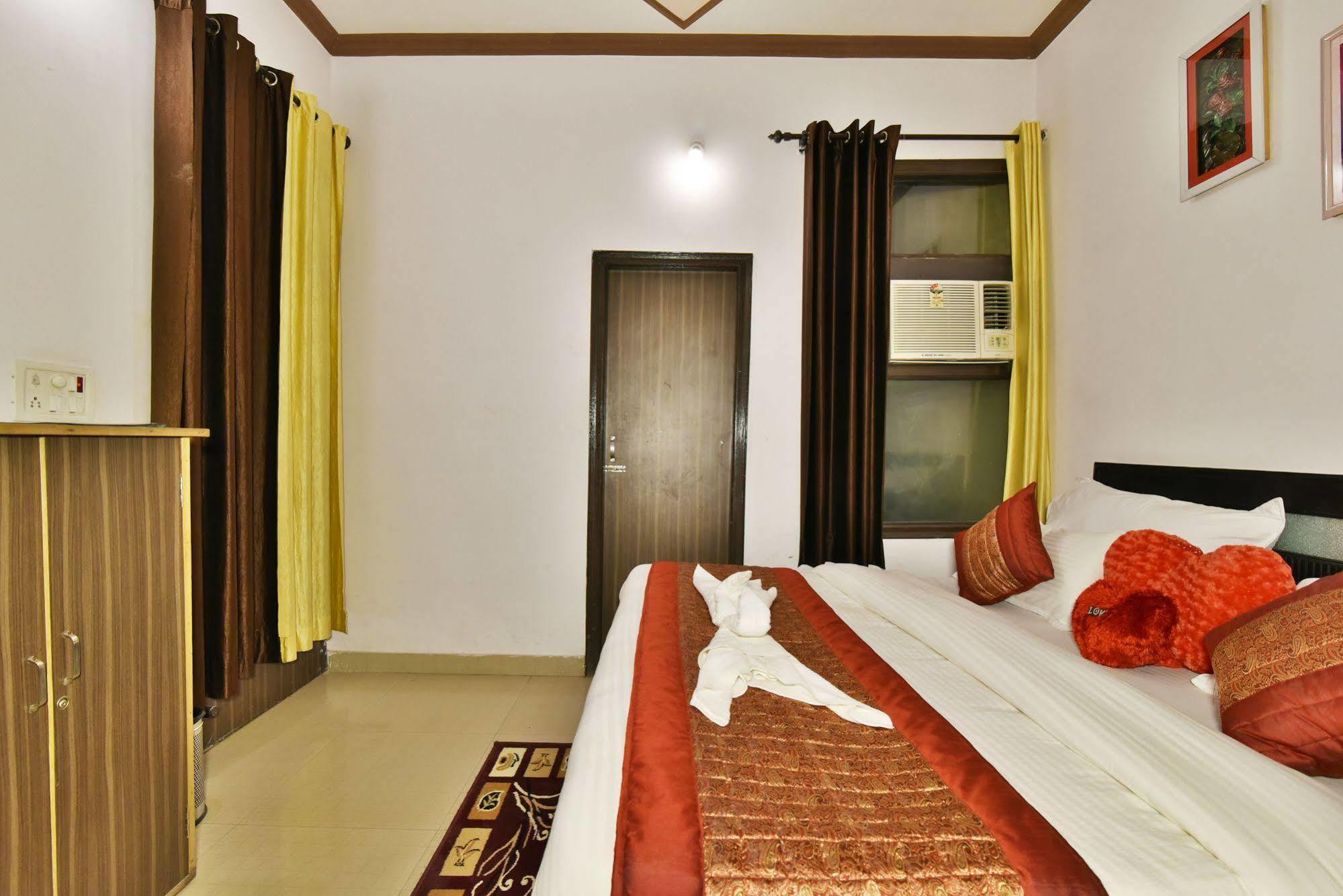 Hotel Sham Villa Амритсар Экстерьер фото